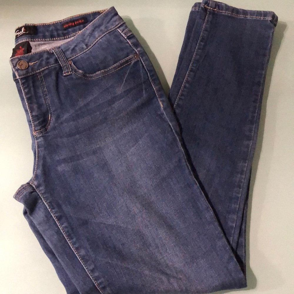Earl Skinny Ankle Jean